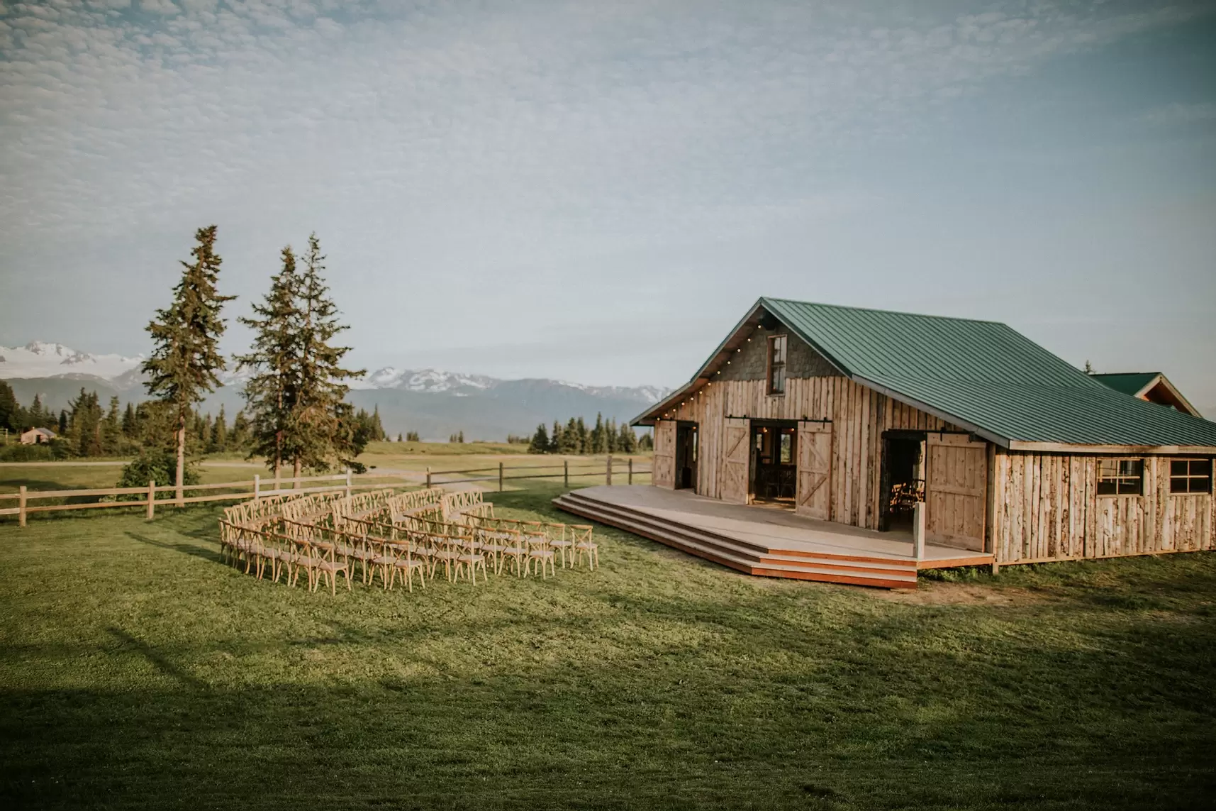 The Wedding Website of Emma Martin and Stetson Shearer