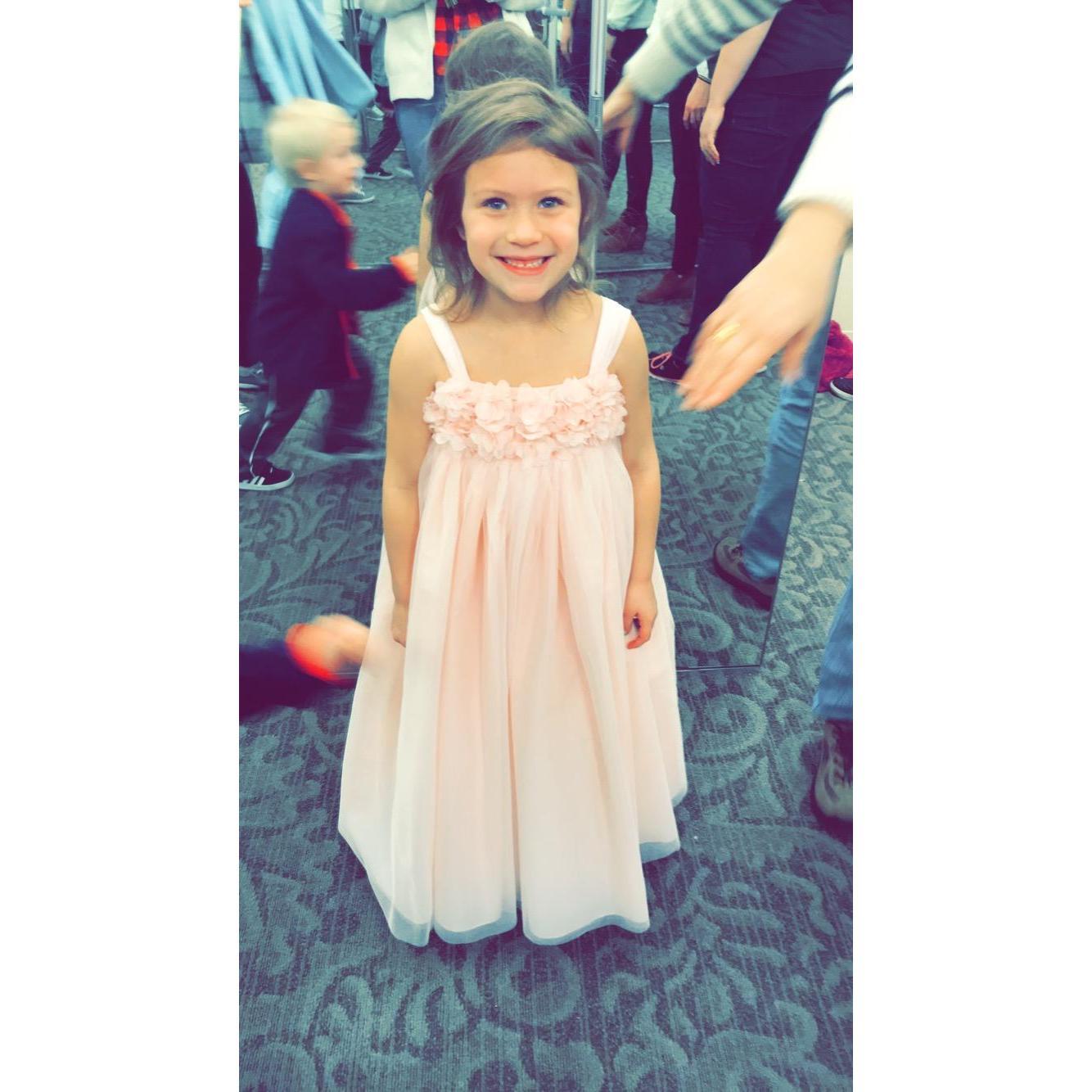 the prettiest flower girl ever