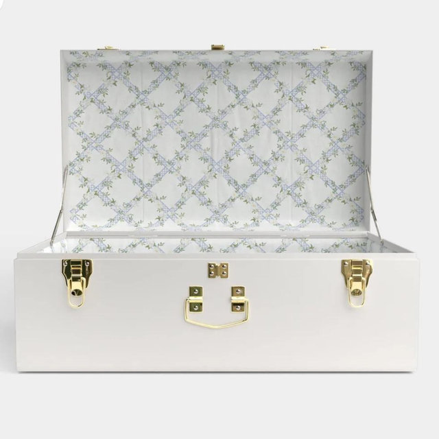 Petite Keep | Heirloom Keepsake Trunks