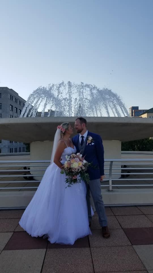 The Wedding Website of Kari Dybdahl and Nick Kohal