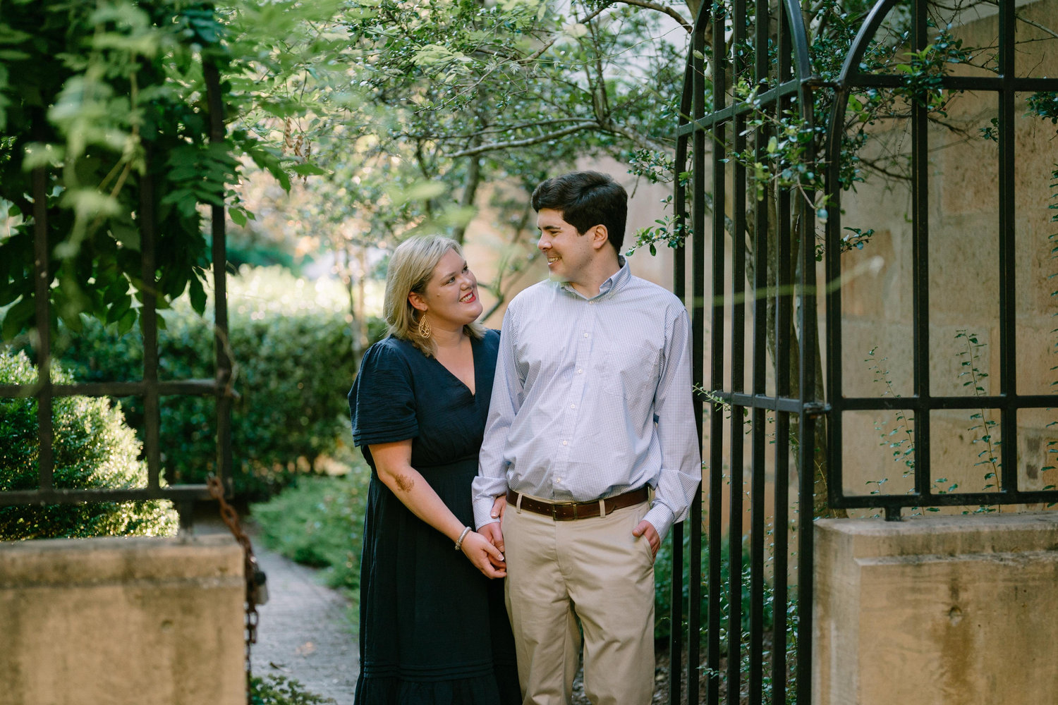 The Wedding Website of Satie Munn and Alexander Harris