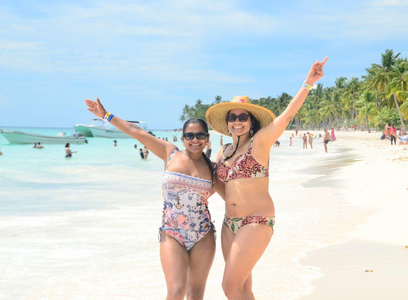The Wedding Website of Keyla Montero and Adriana Cardenas