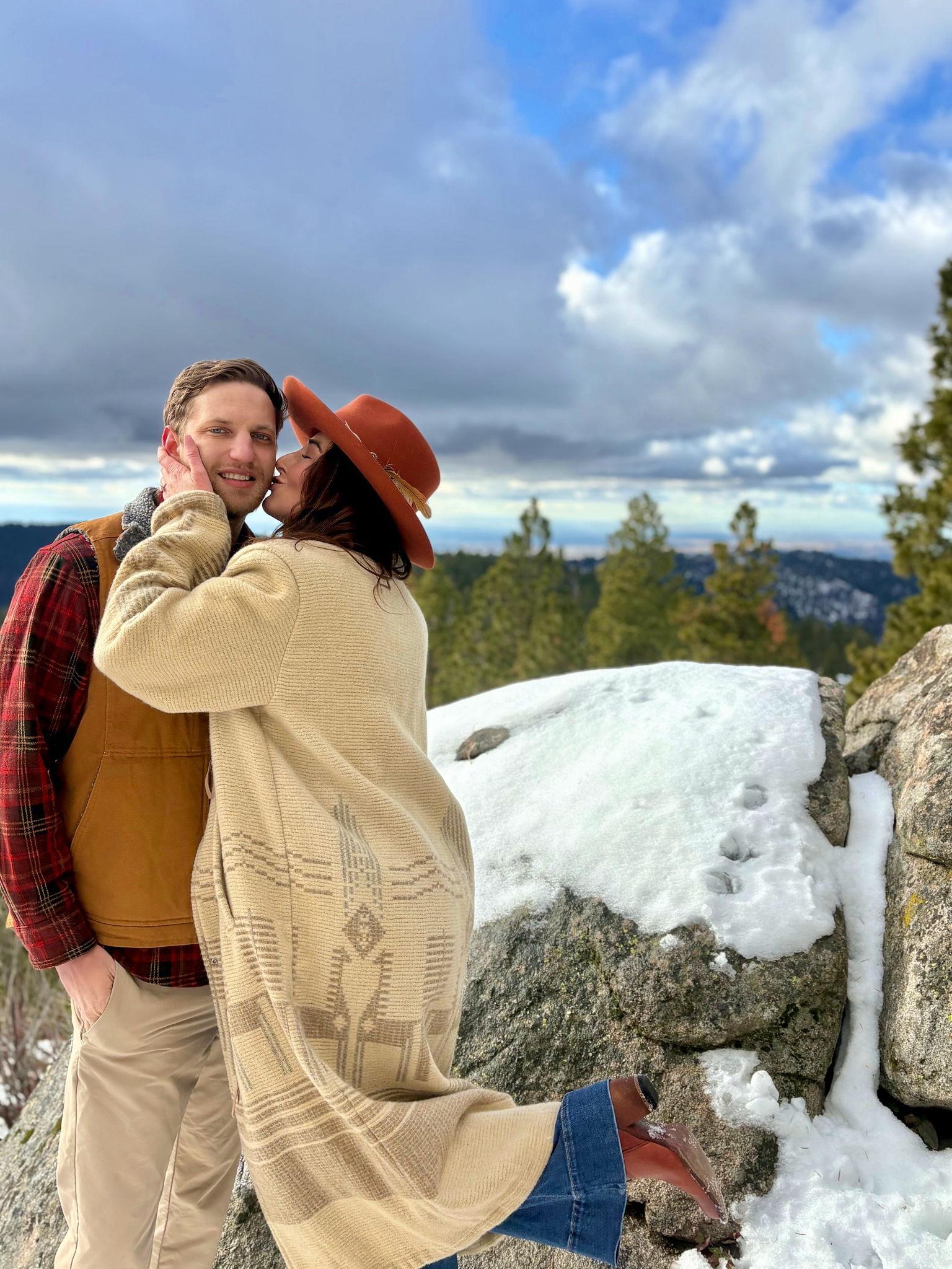 The Wedding Website of Mackenzie Zeimet and Scott Friedrich