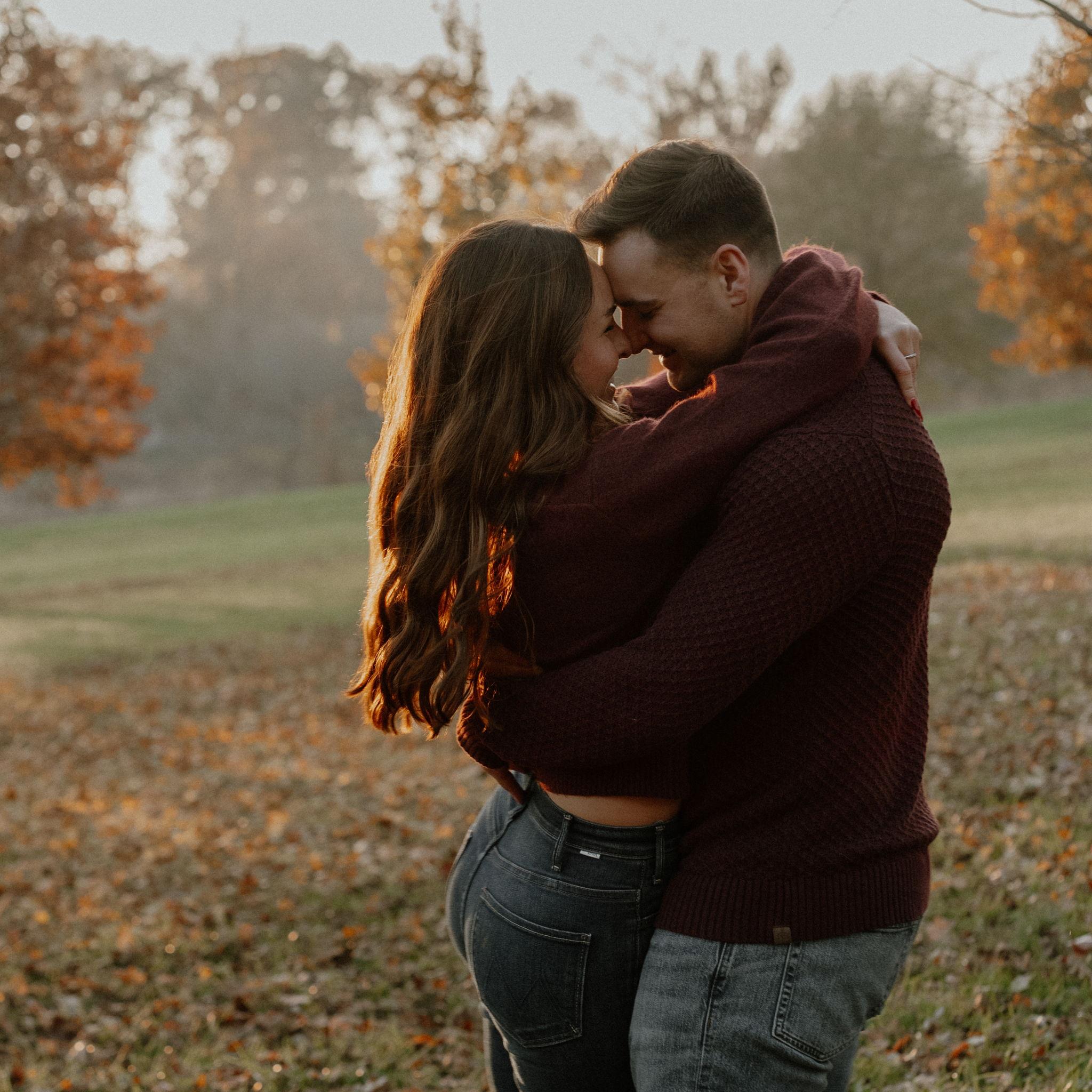 Oct 2024: Sam decided to dye her hair brown (just because) without telling Jackson. For Sam's bday, Jackson surprised her with a photoshoot in Forest Park, St. Louis