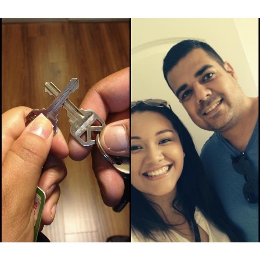 Keys to our first apartment <3