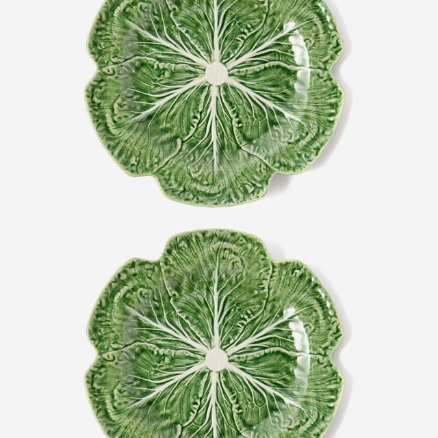 Bordallo PinheiroSet of two cabbage earthenware charger plates