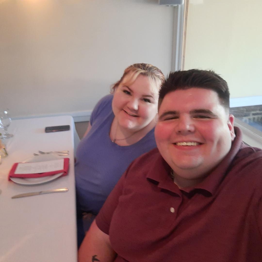 Food tasting at our wedding venue!
🍲
July 2024