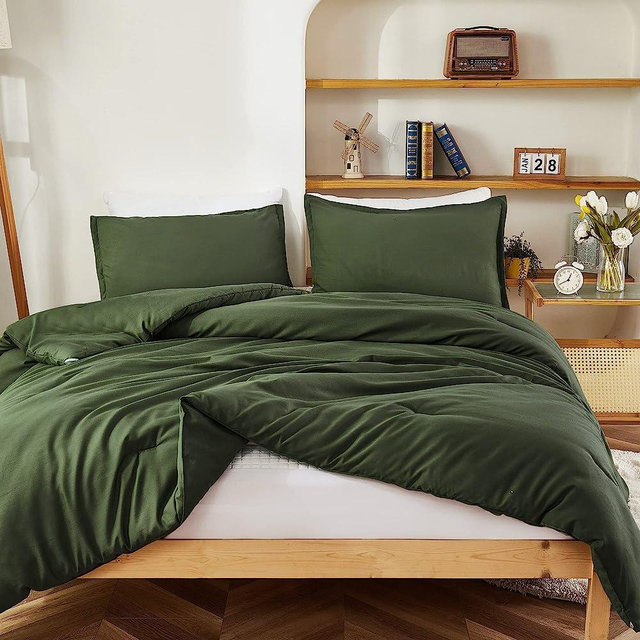 Litanika Olive Green Comforter Set Full, 3 Pieces Boho Solid Bedding Comforter Set, All Season Boys Men Women Fluffy Bed Set (79x90In Comforter & 2 Pillowcases)