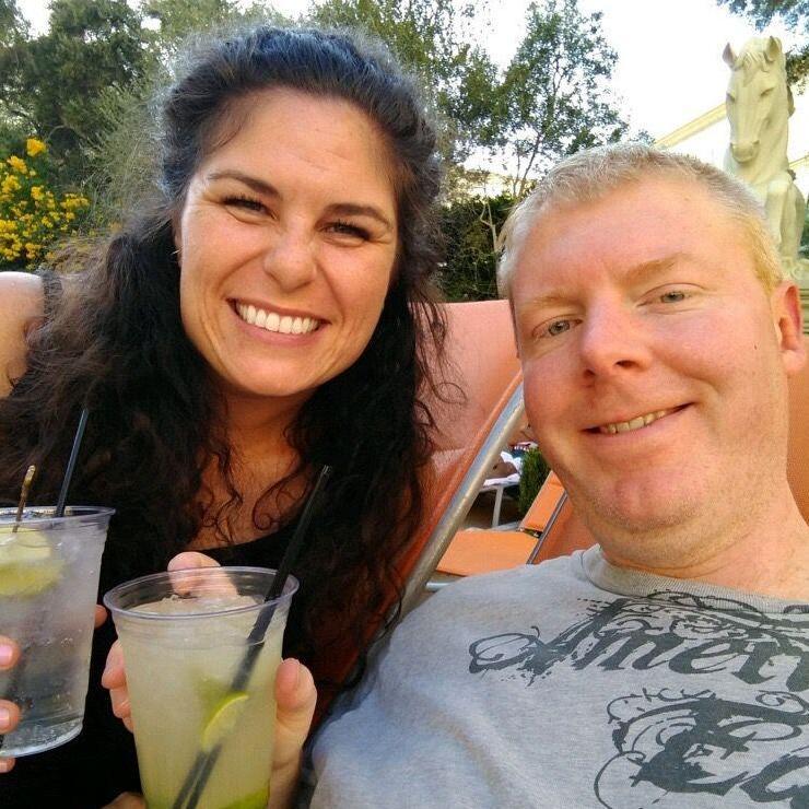 Pool drinks in Vegas,