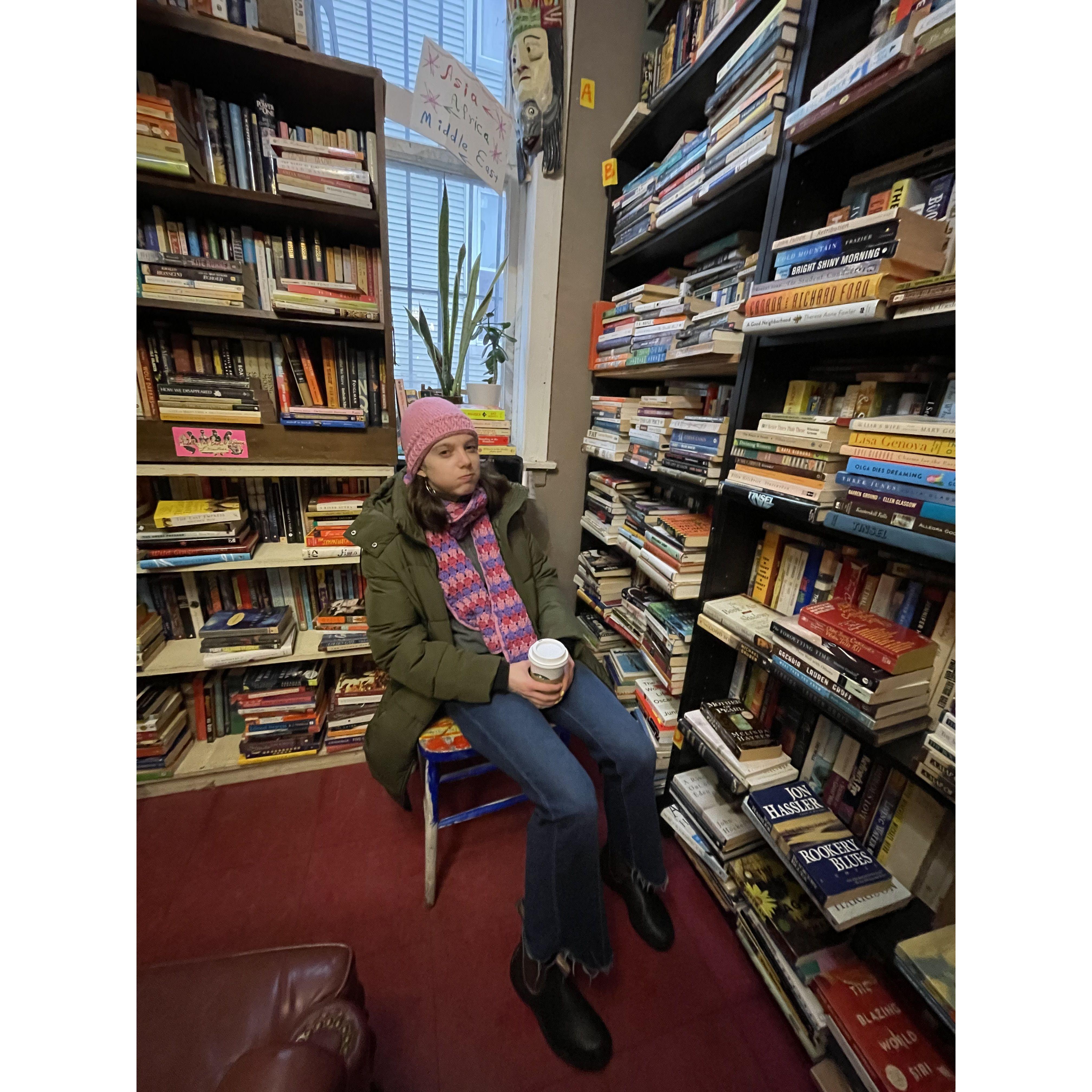 The lady who runs this (albeit cute) bookstore is mean