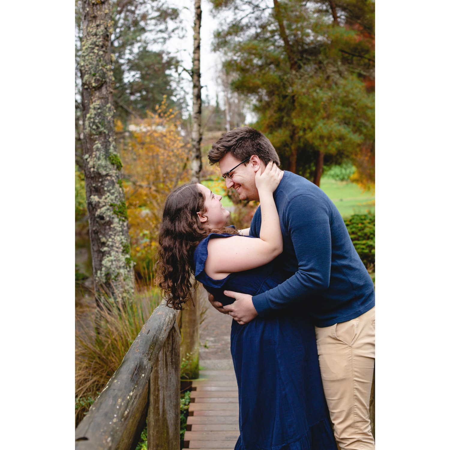 Such a fun engagement photoshoot!