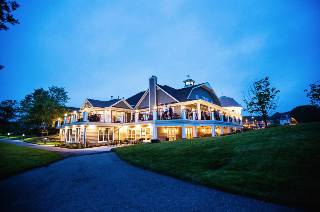 The Wedding Website of Emily DelloRusso and Tom Brazil