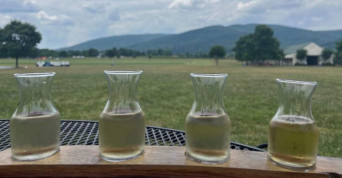 The Wedding Website of Kathleen Reuwer and Stephen DeCelle