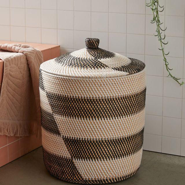 Jade Lidded Hamper