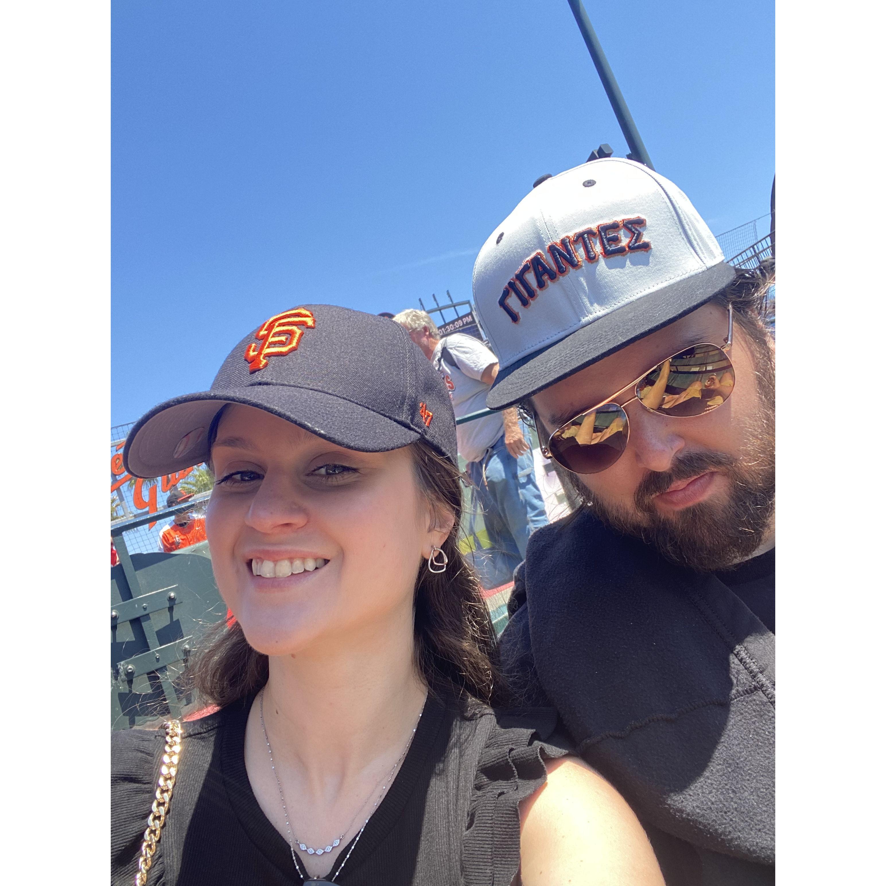 Rooting for the SF Giants, aka Γίγαντες!