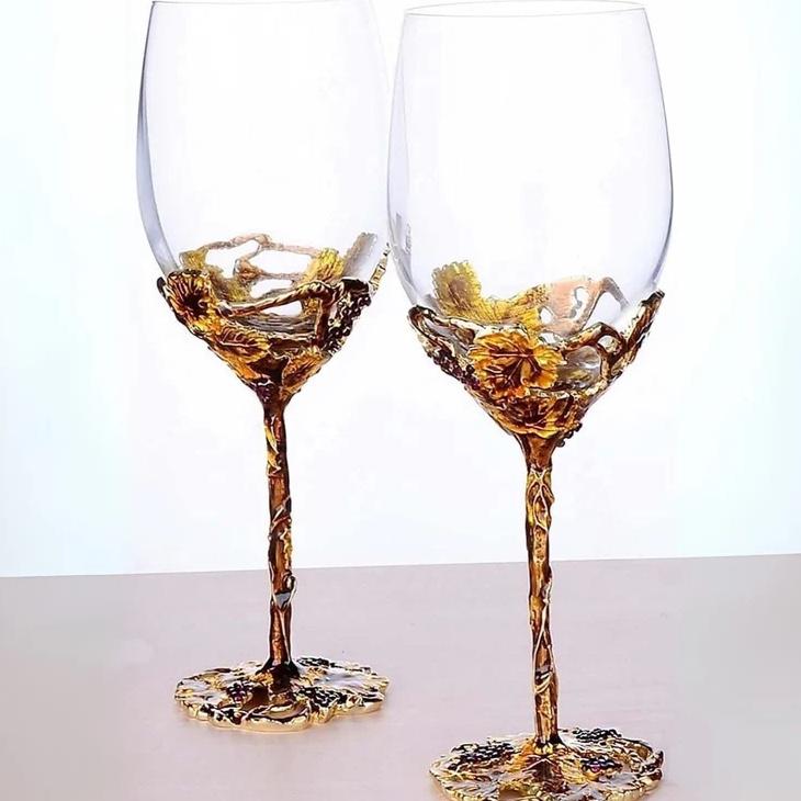 Merida Glass
