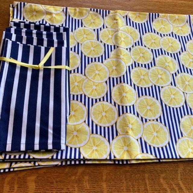 Placemat and Napkin set - Navy and Lemon