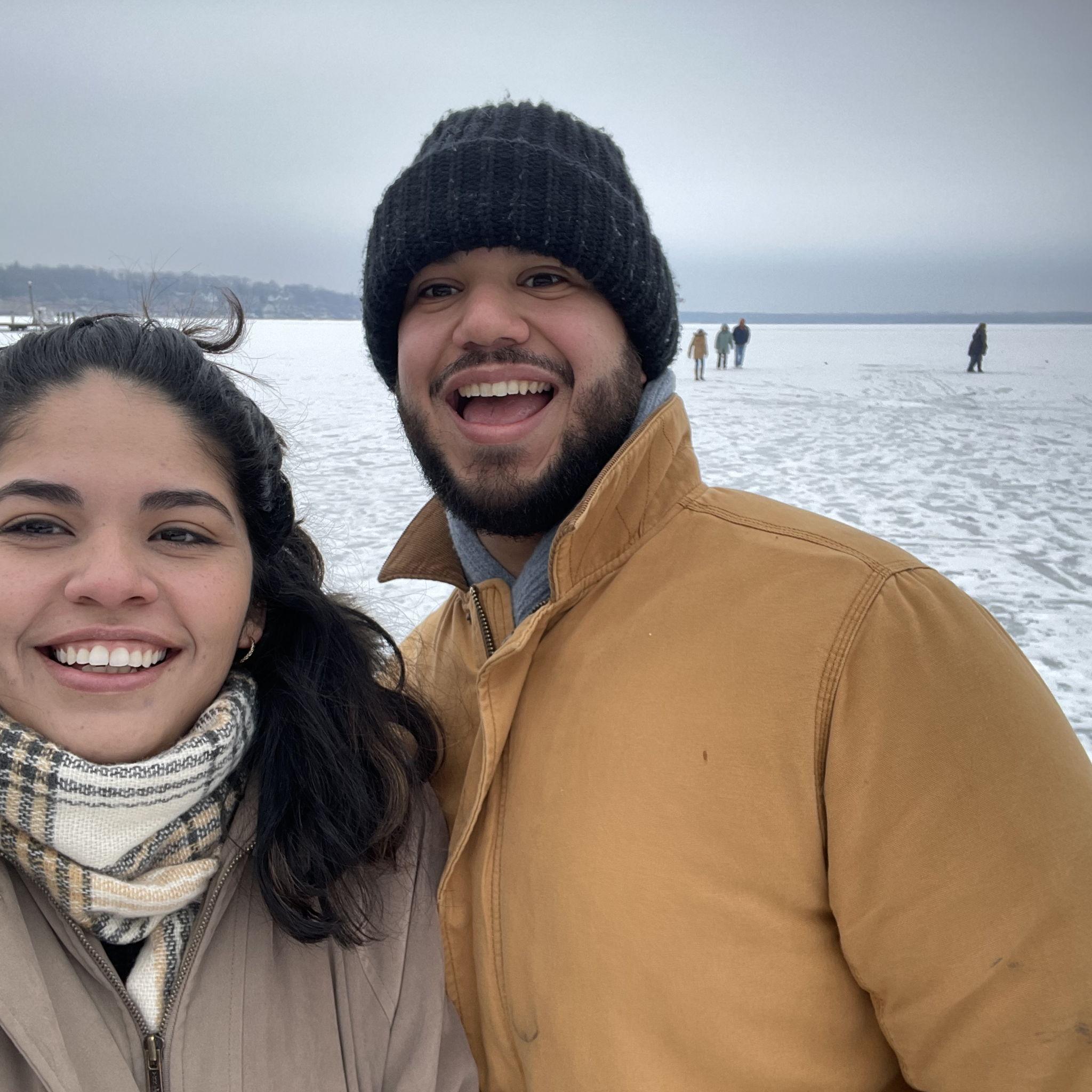 Caminamos sobre un lago congelado en Wisconsin 2023