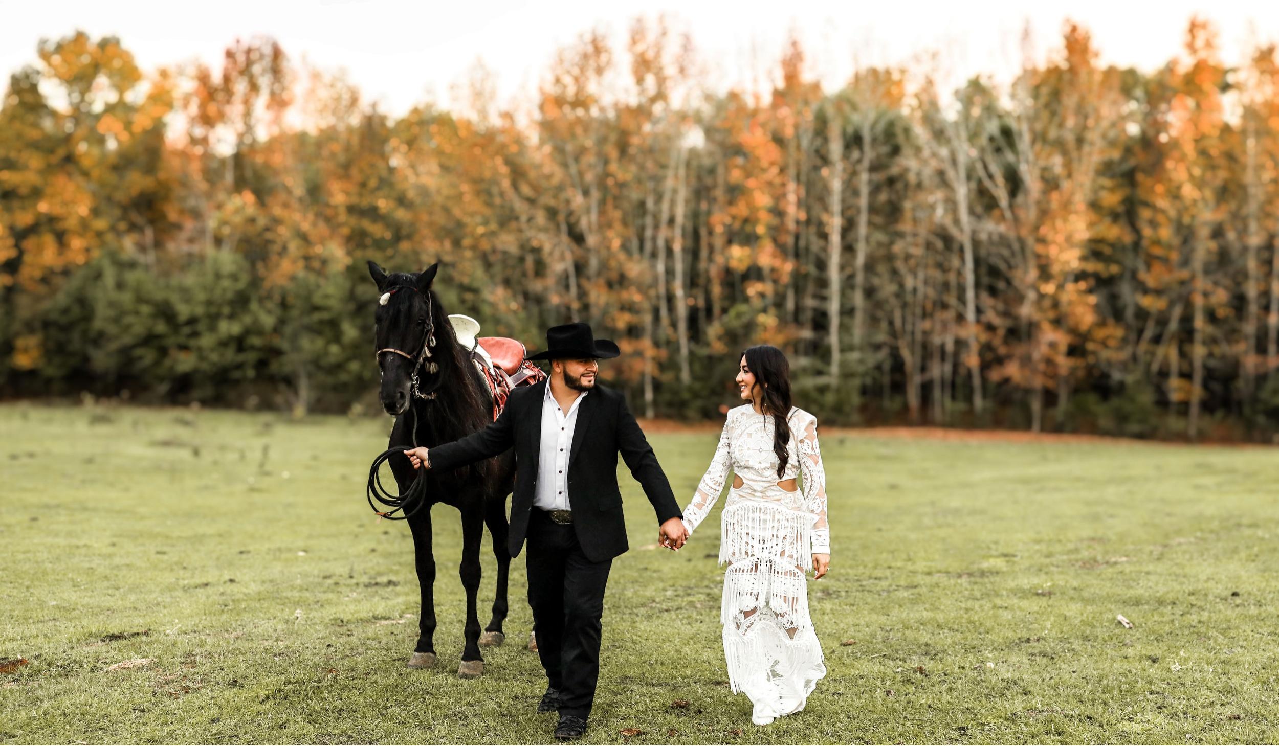 The Wedding Website of Leslie Flores and Pablo Tarango