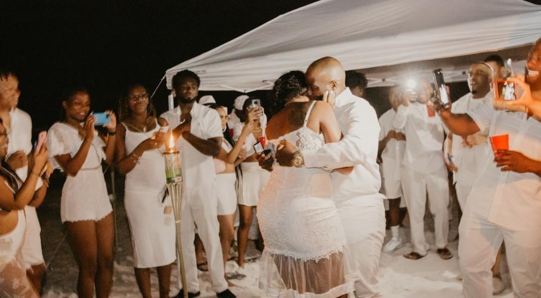 The Wedding Website of Jamekia Dukes and Robert Douglas