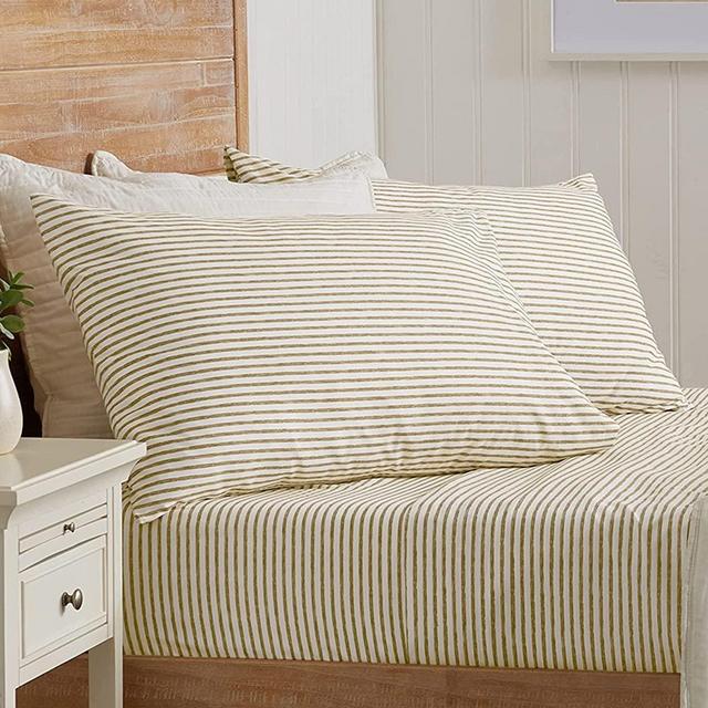 Great Bay Home 4-Piece Stripe Printed Ultra-Soft Microfiber Sheet Set. Wrinkle Free, Comfortable, All-Season Bed Sheets. Evette Collection (Queen, Stripe - Light Taupe)