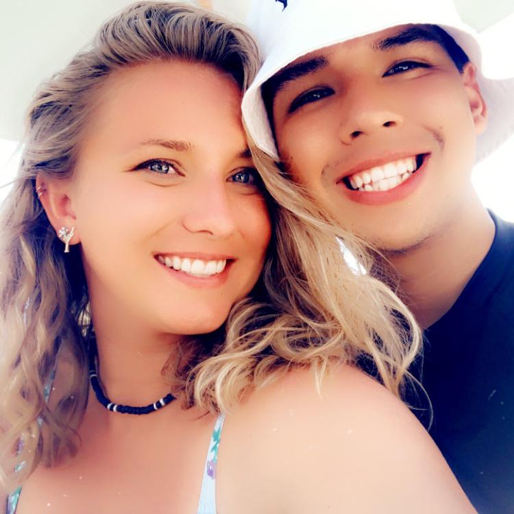 Our first vacation as a family to visit Anthony’s family in Florida.