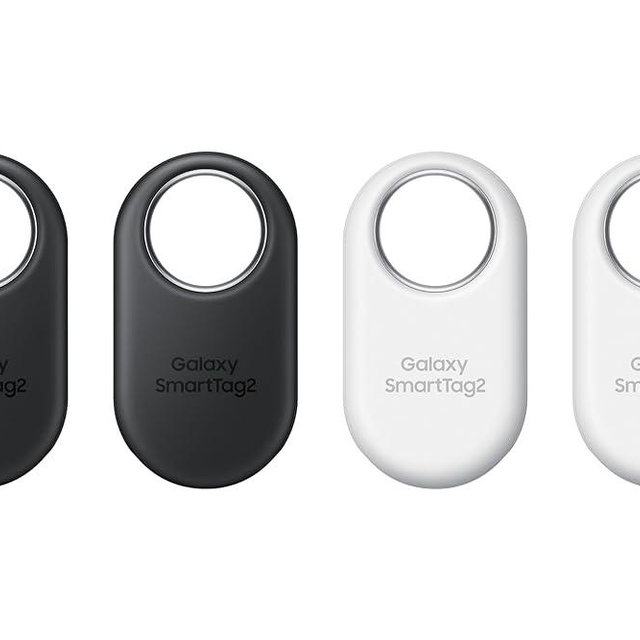 Samsung SmartTag2 (2023) Bluetooth + UWB, IP67 Water and Dust Resistant, Findable via App, 1.5 Year Battery Life (4-Pack) - Black/White