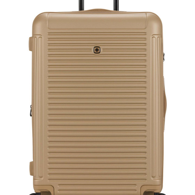 SWISSGEAR Summit Reserve Large Checked Spinner