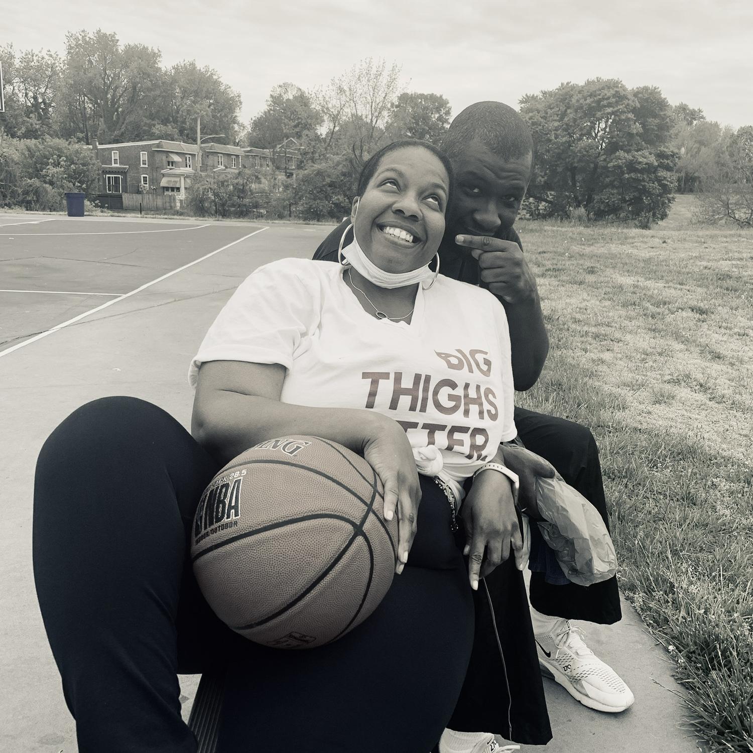 And I’ll still dunk⛹🏽‍♀️ on you type of love ❤️
#Covid #2020