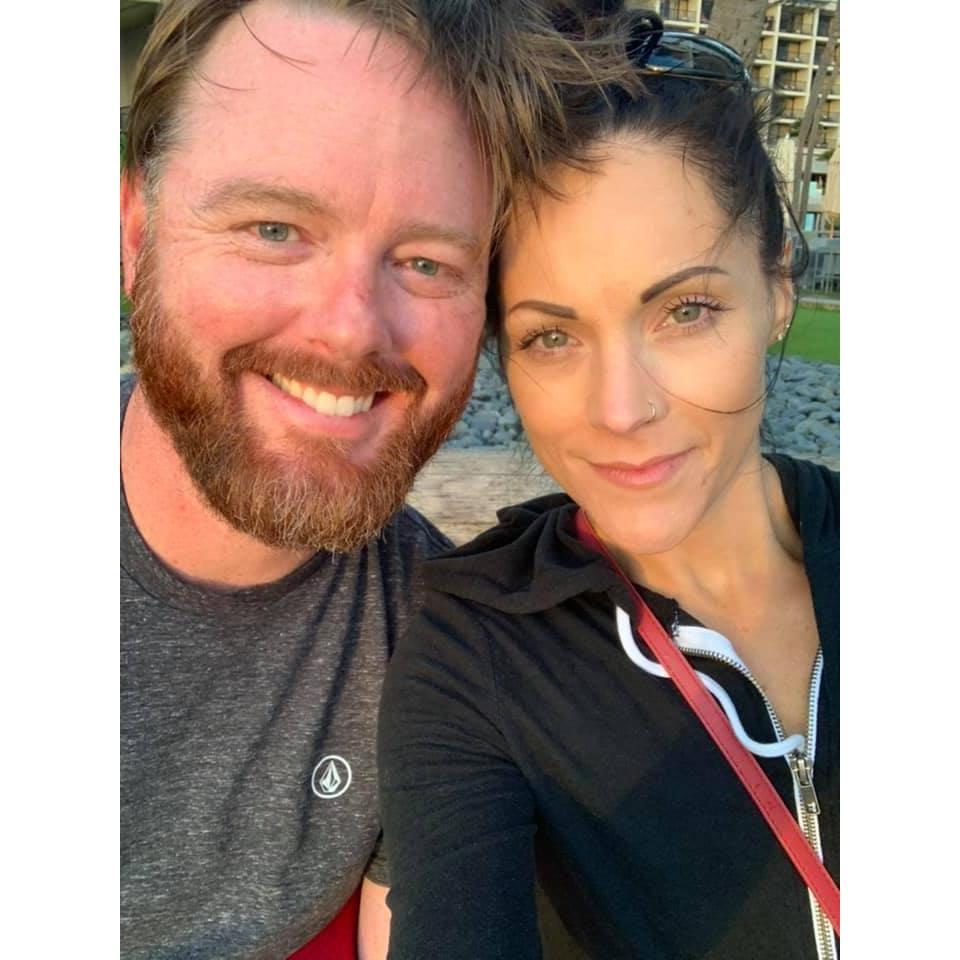 Our first "oversea" trip together in Oahu with the Rosales and Deming clan.