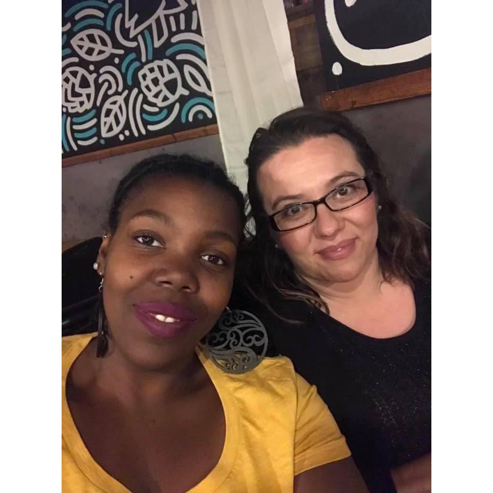 Date night...wings, drinks, and great music