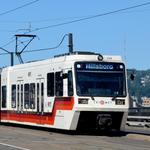 MAX (light rail) - Galleria/SW 10th Ave Westbound