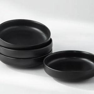 Minimalist Dinner Bowl in Black (set of 4)