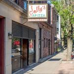 Sally's Apizza