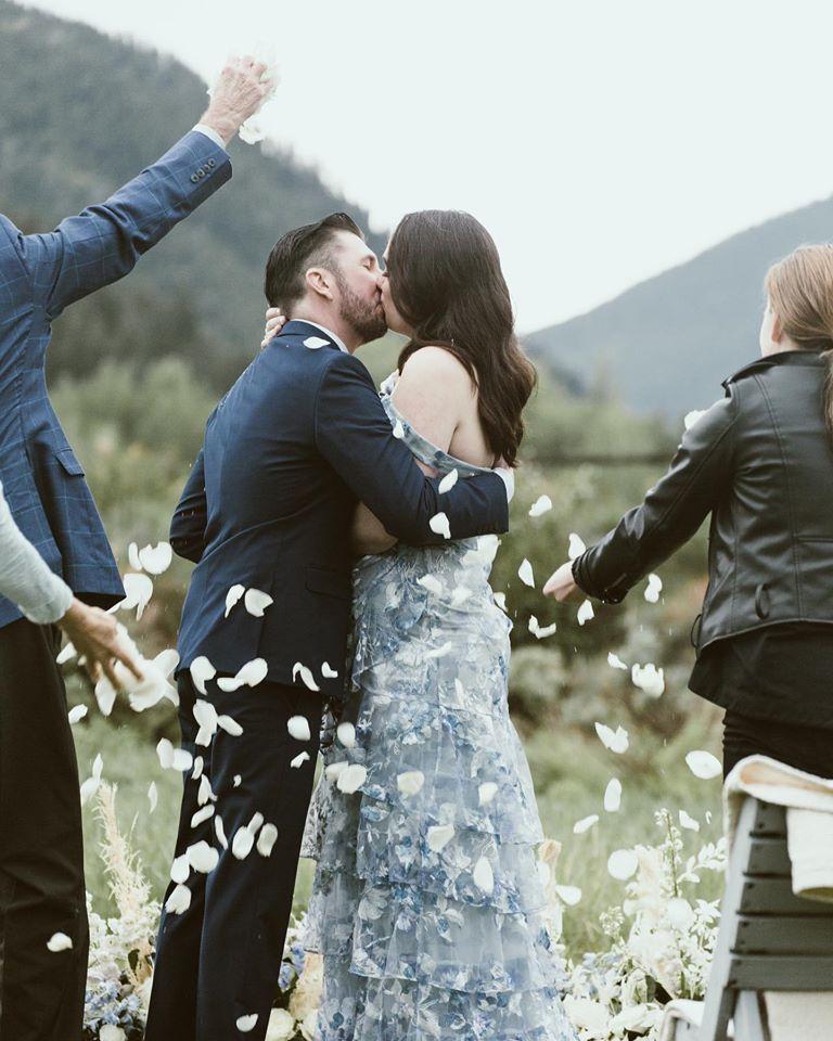 The Wedding Website of Allison Fifield and William LeDent