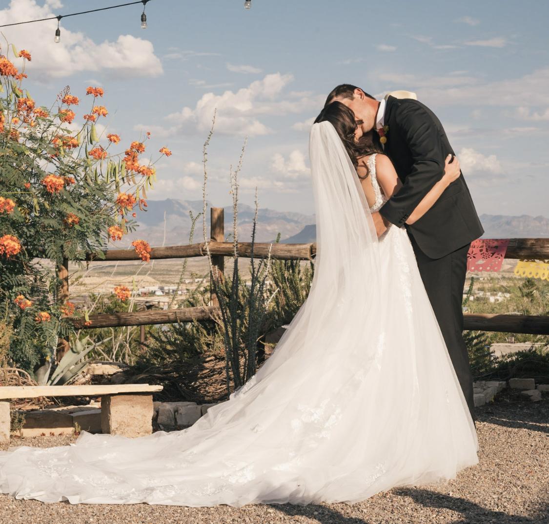 The Wedding Website of Jordan Minugh and Louis Adams