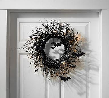 Lit Spooky Wreath