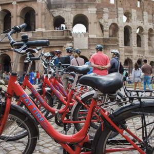 Honeymoon Experience: Bike tour in Rome