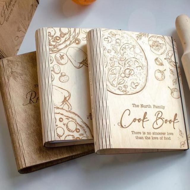 Family Heirloom cookbook / Personalized recipe book /Wooden Binder/ Custom Recipes/ For mum /Anniversary / Recipe Journal