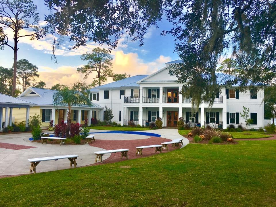 The Wedding Website of Morgan Truelove and Travis Crabtree