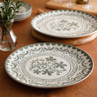 Valencia Flor Stoneware Serving Platter, Set of 2