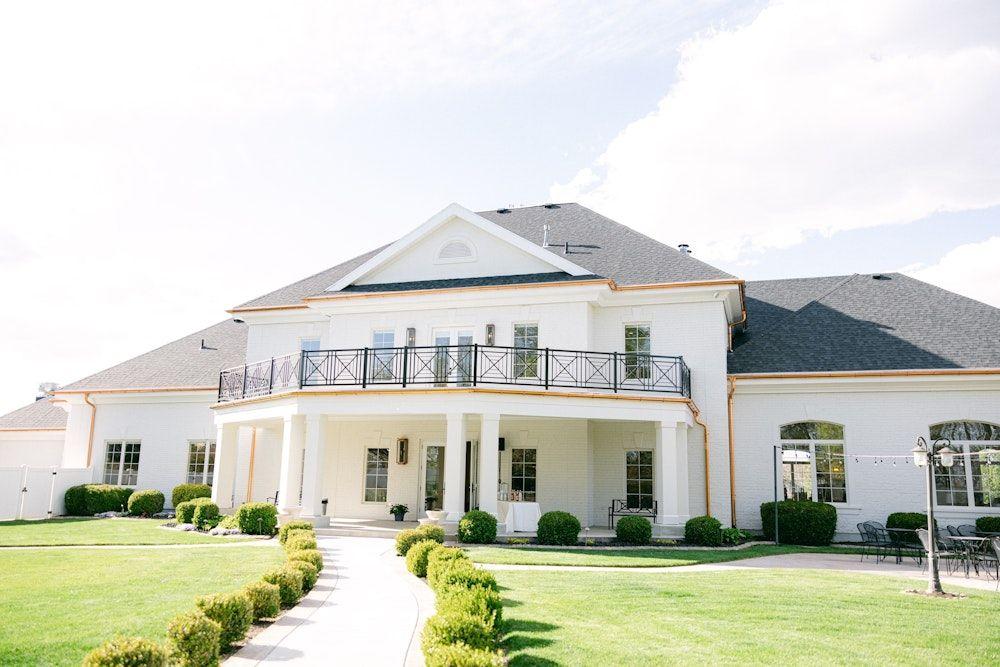 The Wedding Website of Lauren Briggs and Anthony May