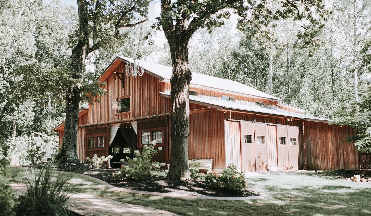 The Wedding Website of Dylan Nuelle and Hannah Nelson