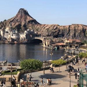 Tokyo Disneyland and Tokyo DisneySea