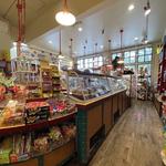 Fuzziwig's Candy Factory