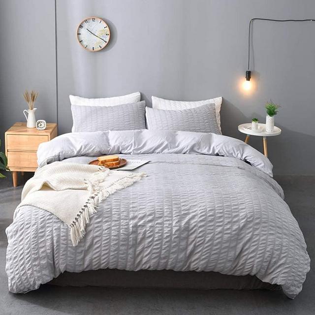 M&Meagle 3 Pieces Textured Duvet Cover Grey Set with Zipper Closure,100% Washed Microfiber Seersucker Fabric,Luxury Hotel Quality Bedding-King Size(1 Duvet Cover 2 Pillowcases)