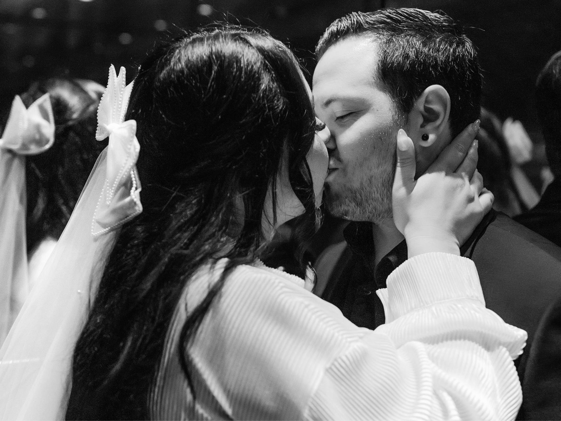 The Wedding Website of Lauren Guillen and Zackrie Agnew