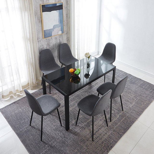 Kendra 6 - Person Dining Set