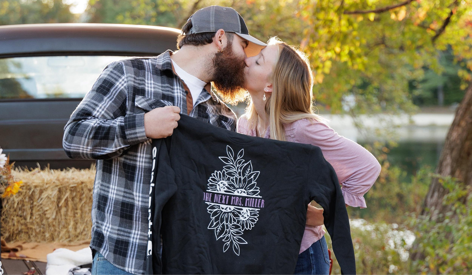 The Wedding Website of Amanda Phelps and Eli Miller