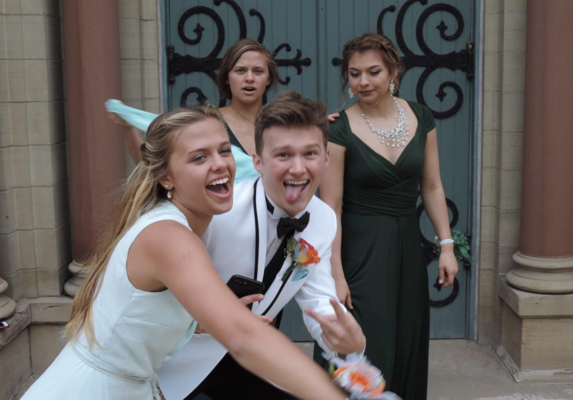 Olivia, Bryce, Madison, and Shelby at their prom!